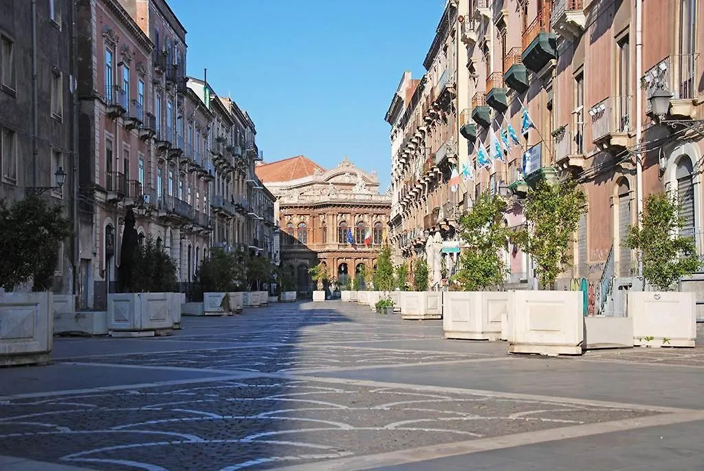 Bed & Breakfast Bed and Breakfast Piccadilly House Aeroporto di Catania Fontana Rossa