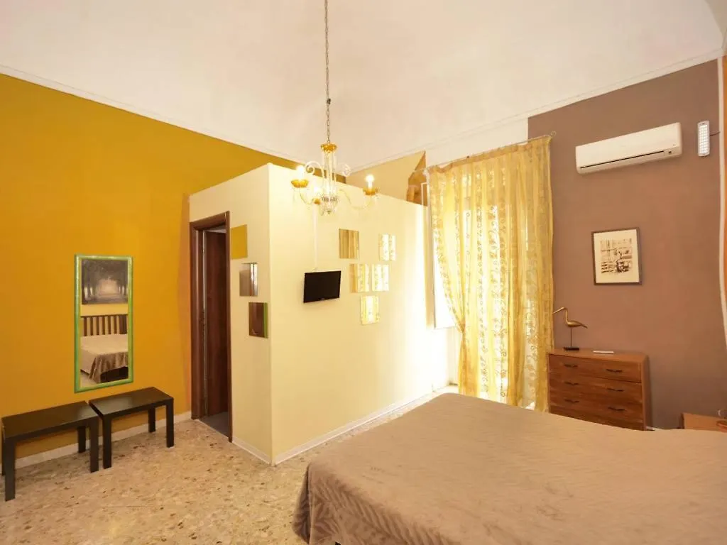 Bed and Breakfast Piccadilly House Aeroporto di Catania Fontana Rossa Bed & Breakfast