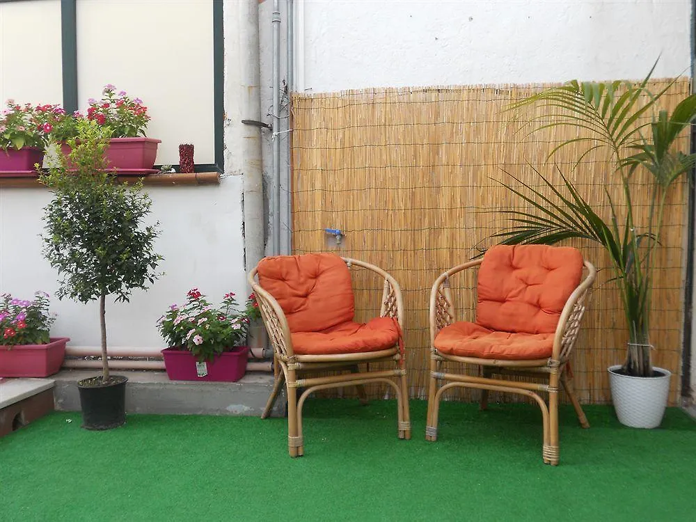 Bed & Breakfast Bed and Breakfast Piccadilly House Aeroporto di Catania Fontana Rossa Italia